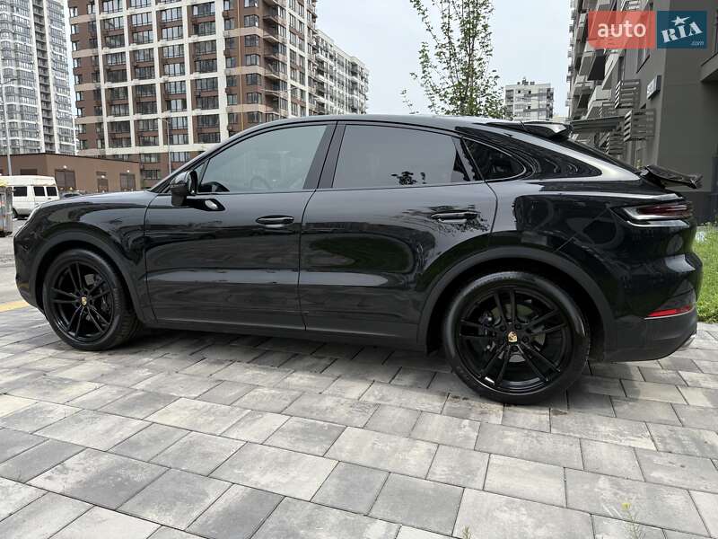 Позашляховик / Кросовер Porsche Cayenne Coupe 2024 в Києві