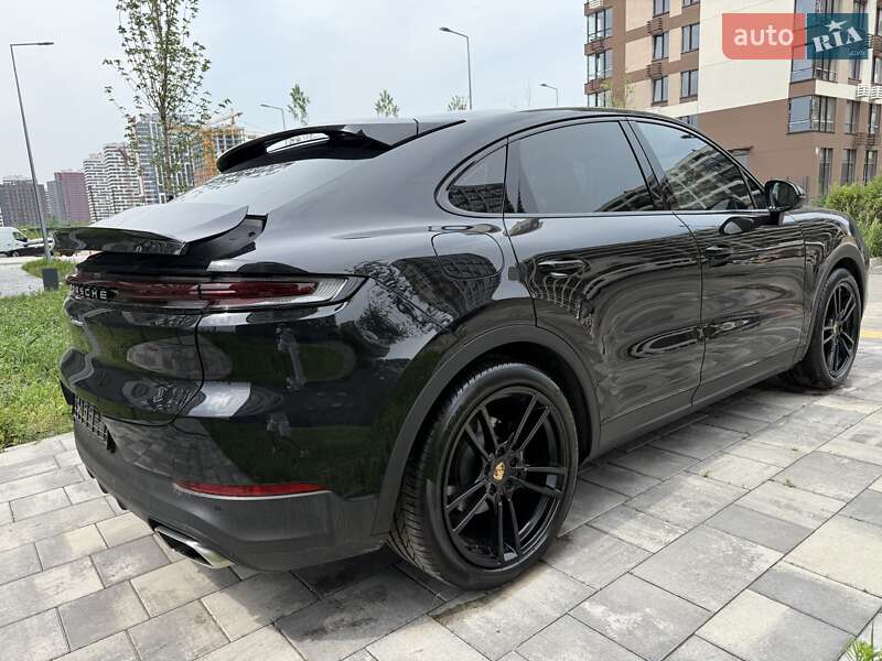 Позашляховик / Кросовер Porsche Cayenne Coupe 2024 в Києві