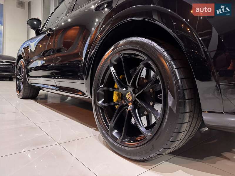 Внедорожник / Кроссовер Porsche Cayenne Coupe 2023 в Одессе