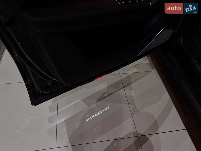 Внедорожник / Кроссовер Porsche Cayenne Coupe 2023 в Одессе