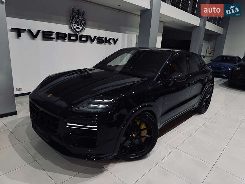 Porsche Cayenne Coupe 2023