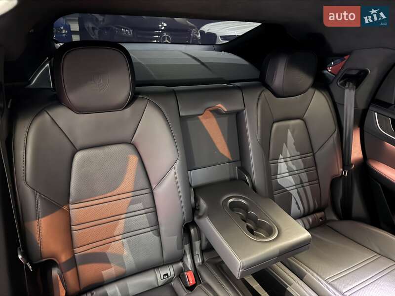 Внедорожник / Кроссовер Porsche Cayenne Coupe 2023 в Одессе