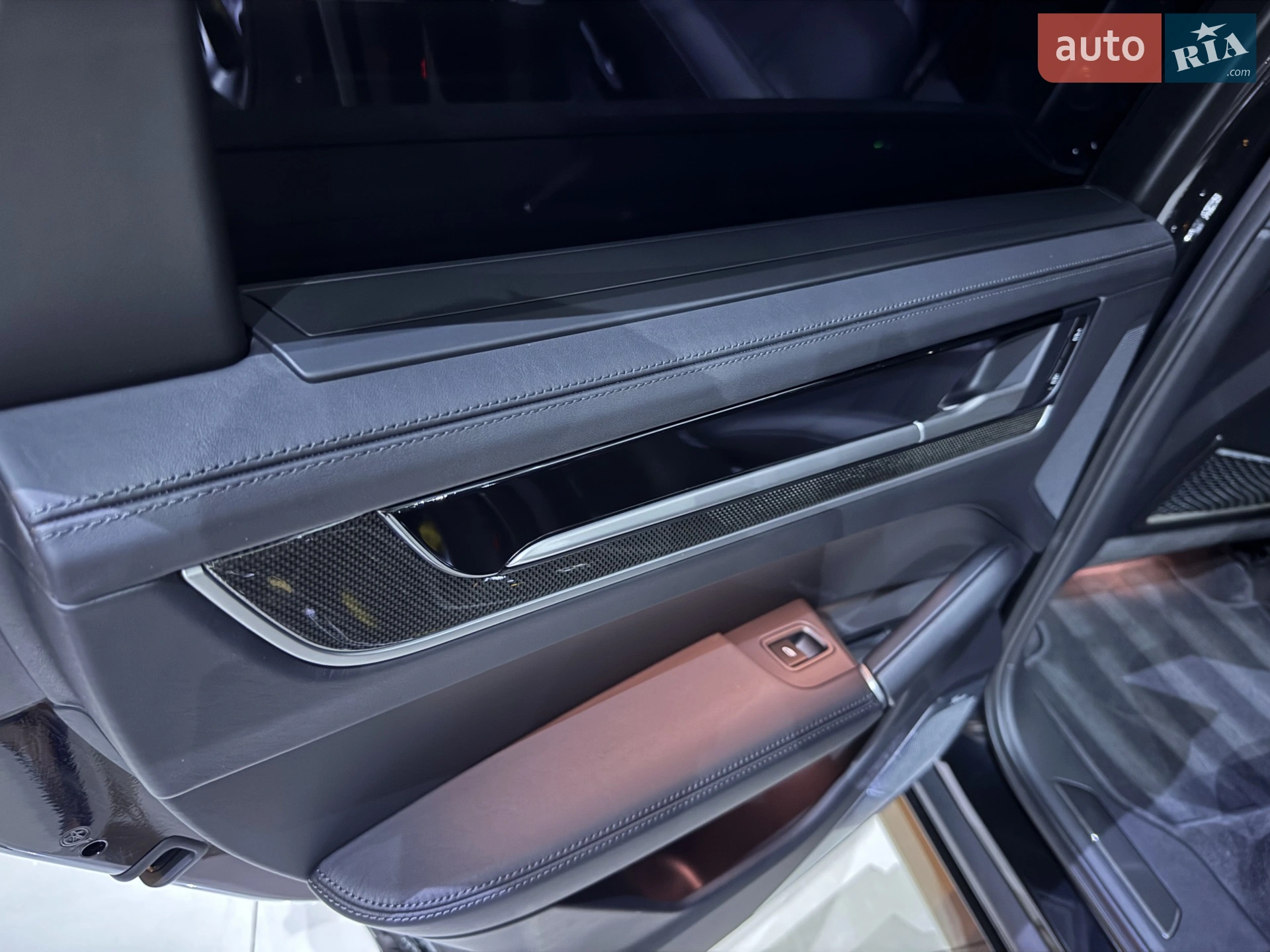 2023 Porsche Cayenne Coupe - мініатюра 181