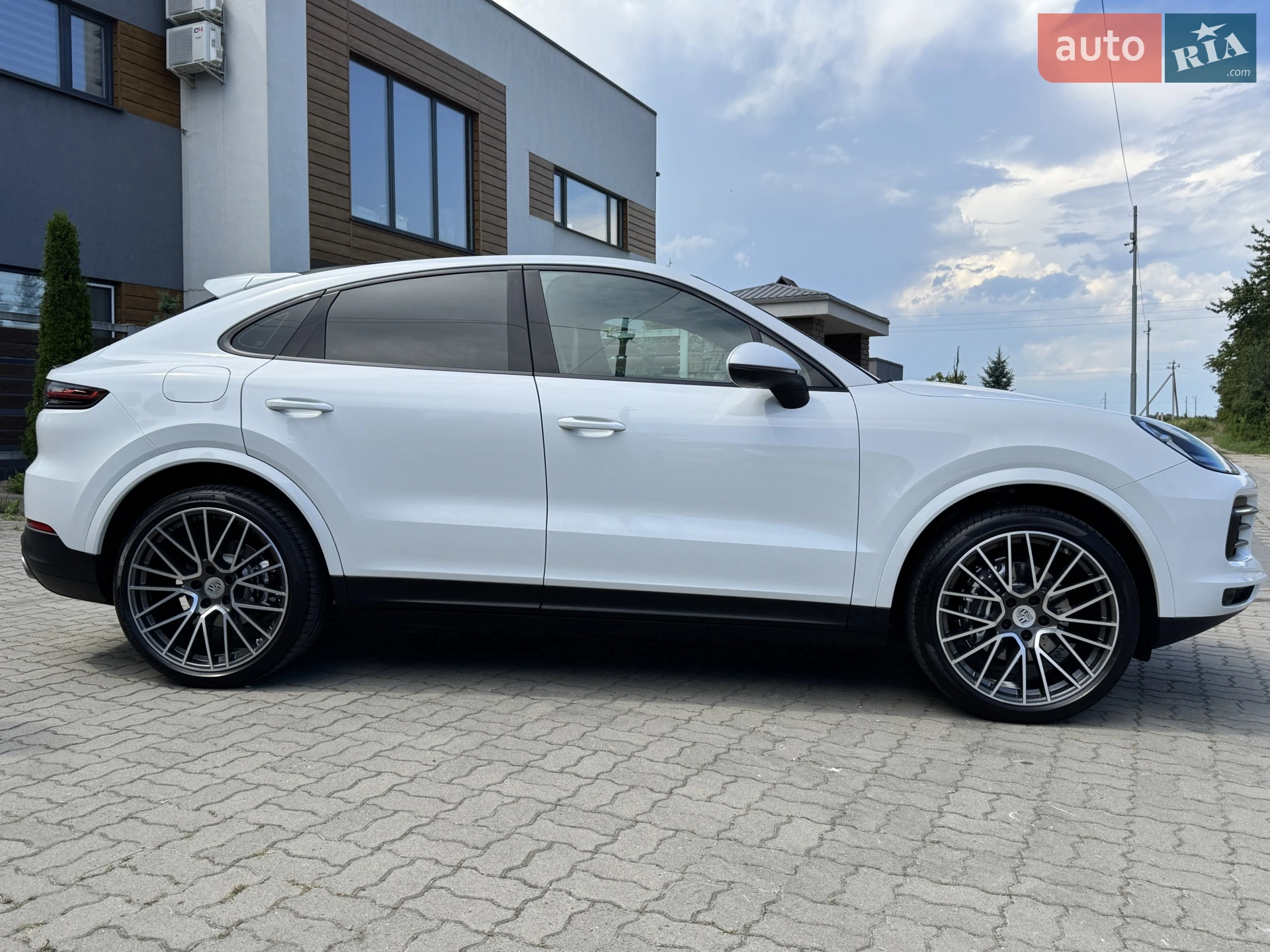 2019 Porsche Cayenne Coupe - мініатюра 42