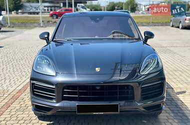 Позашляховик / Кросовер Porsche Cayenne Coupe 2021 в 