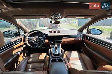 Позашляховик / Кросовер Porsche Cayenne Coupe 2021 в 