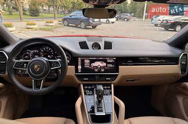 Внедорожник / Кроссовер Porsche Cayenne Coupe 2020 в 