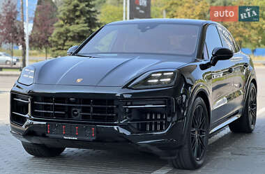 Внедорожник / Кроссовер Porsche Cayenne Coupe 2024 в 
