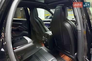 Внедорожник / Кроссовер Porsche Cayenne Coupe 2023 в 