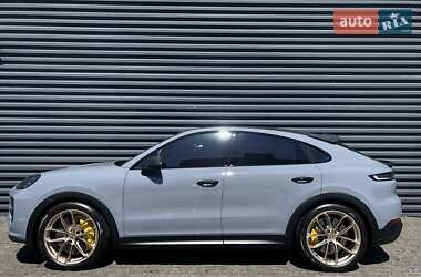 Позашляховик / Кросовер Porsche Cayenne Coupe 2024 в 
