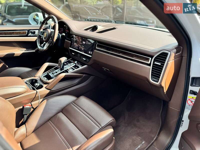 Внедорожник / Кроссовер Porsche Cayenne Coupe 2021 в Кривом Роге