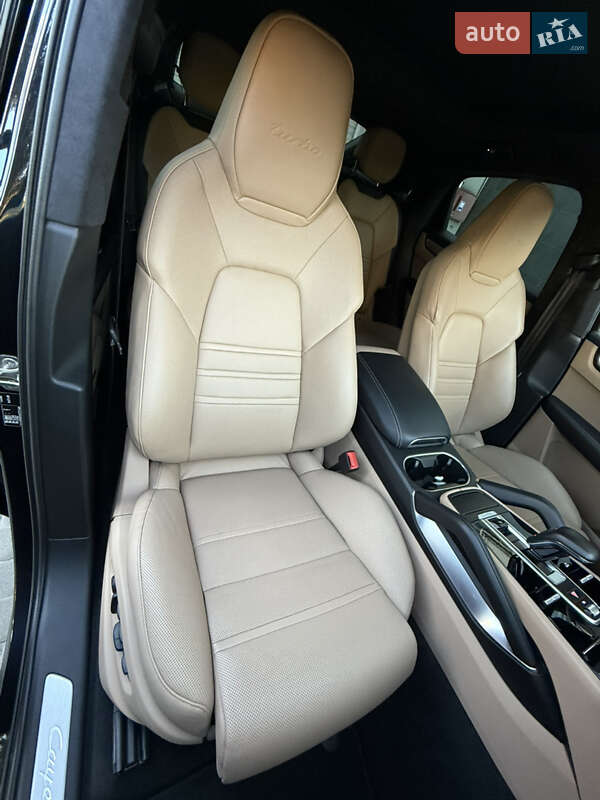 Внедорожник / Кроссовер Porsche Cayenne Coupe 2021 в Киеве фото 26 Внедорожник / Кроссовер Porsche Cayenne Coupe 2021 в Киеве