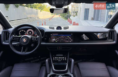 Внедорожник / Кроссовер Porsche Cayenne Coupe 2024 в 