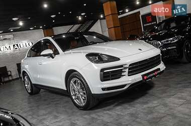 Внедорожник / Кроссовер Porsche Cayenne Coupe 2021 в 