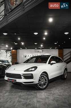 Внедорожник / Кроссовер Porsche Cayenne Coupe 2021 в 