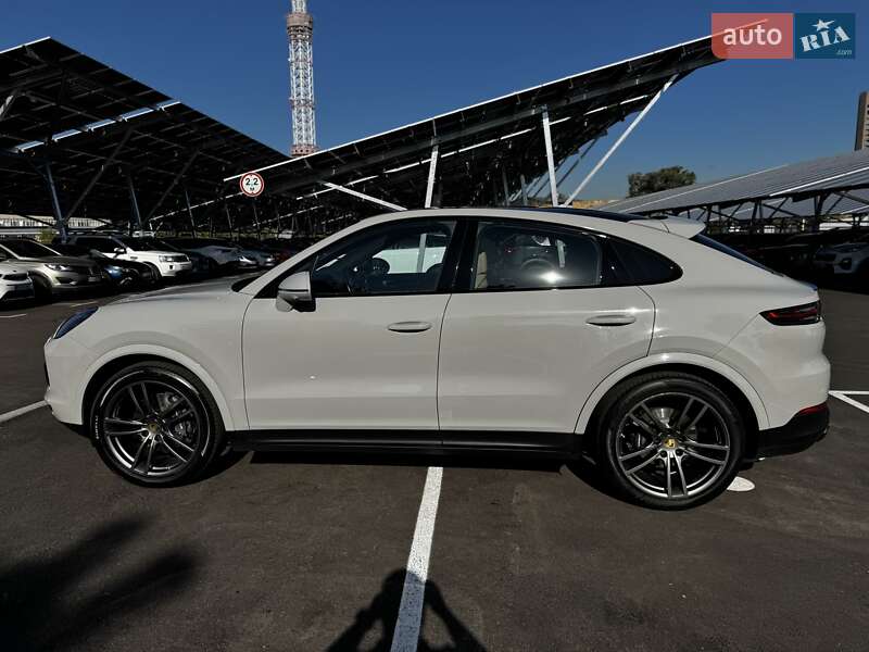 Внедорожник / Кроссовер Porsche Cayenne Coupe 2021 в Киеве
