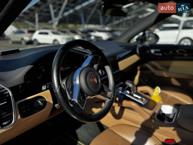 Внедорожник / Кроссовер Porsche Cayenne Coupe 2021 в Киеве
