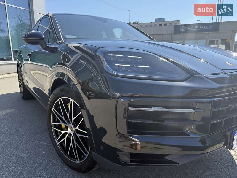 Позашляховик / Кросовер Porsche Cayenne Coupe 2024 в Києві