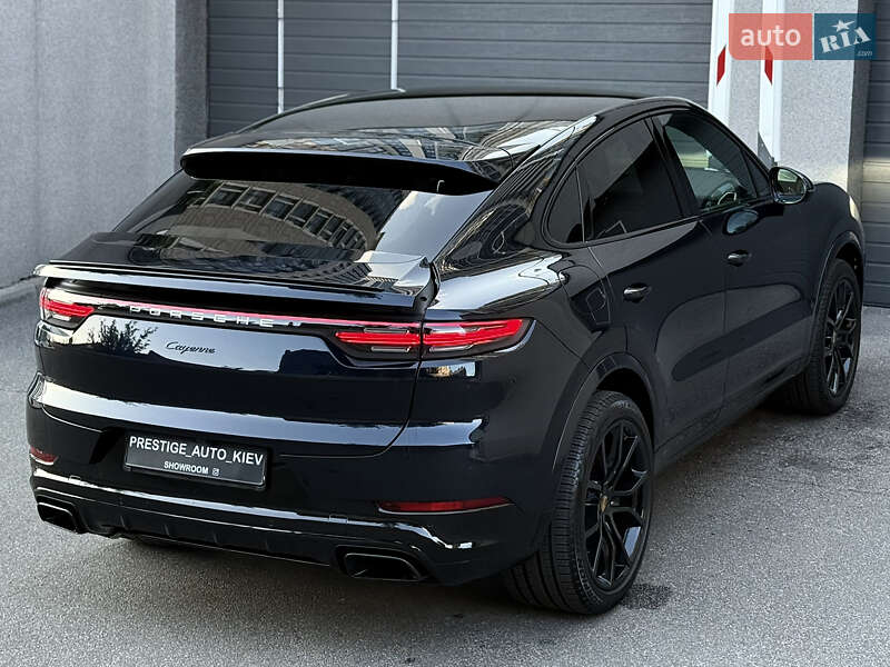 Внедорожник / Кроссовер Porsche Cayenne Coupe 2023 в Киеве