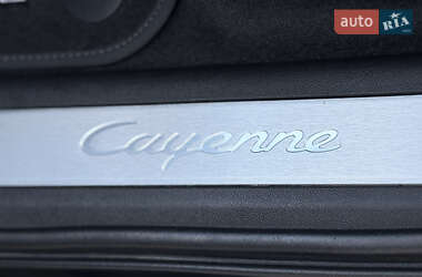 Внедорожник / Кроссовер Porsche Cayenne Coupe 2023 в 