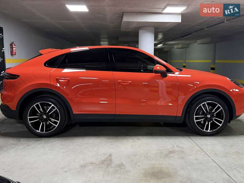Позашляховик / Кросовер Porsche Cayenne Coupe 2020 в Києві