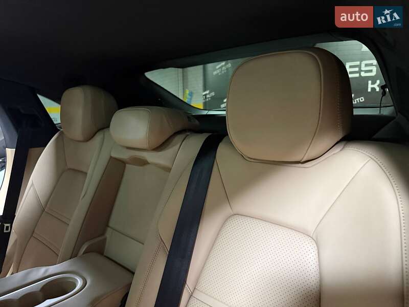 Позашляховик / Кросовер Porsche Cayenne Coupe 2020 в Києві