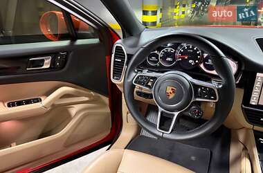 Внедорожник / Кроссовер Porsche Cayenne Coupe 2020 в 