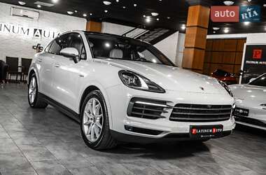Внедорожник / Кроссовер Porsche Cayenne Coupe 2023 в 