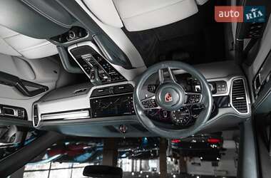 Внедорожник / Кроссовер Porsche Cayenne Coupe 2023 в 