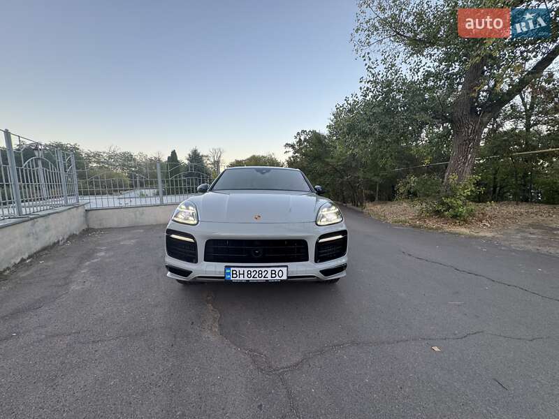 Позашляховик / Кросовер Porsche Cayenne Coupe 2022 в Одесі