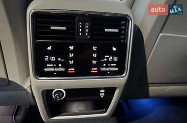 Внедорожник / Кроссовер Porsche Cayenne Coupe 2022 в 