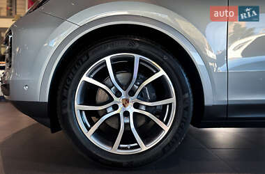 Внедорожник / Кроссовер Porsche Cayenne Coupe 2024 в 