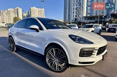 Внедорожник / Кроссовер Porsche Cayenne Coupe 2019 в 