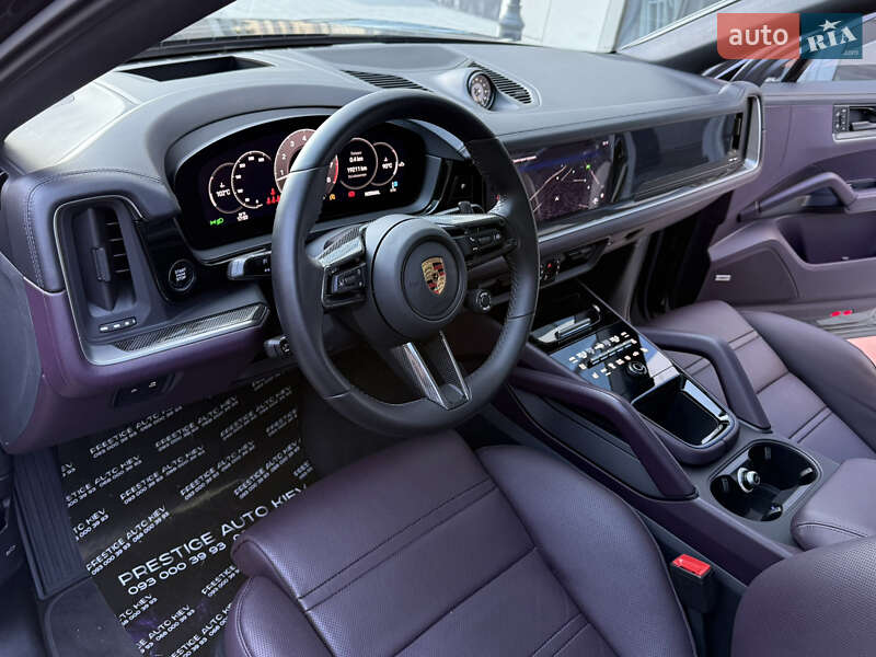 Позашляховик / Кросовер Porsche Cayenne Coupe 2024 в Києві