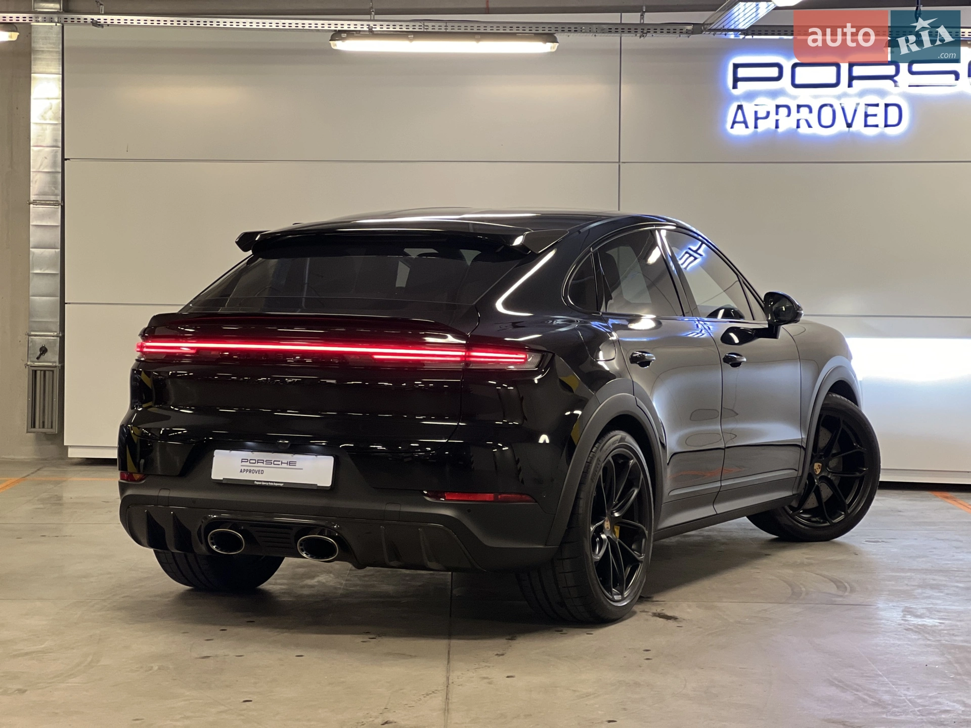 2024 Porsche Cayenne Coupe - мініатюра 10