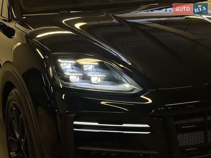 Внедорожник / Кроссовер Porsche Cayenne Coupe 2024 в Киеве