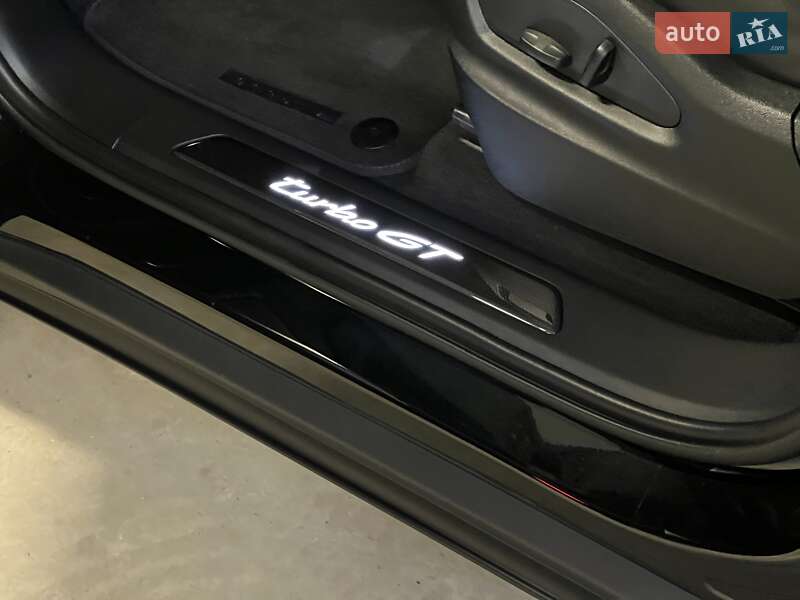 Внедорожник / Кроссовер Porsche Cayenne Coupe 2024 в Киеве