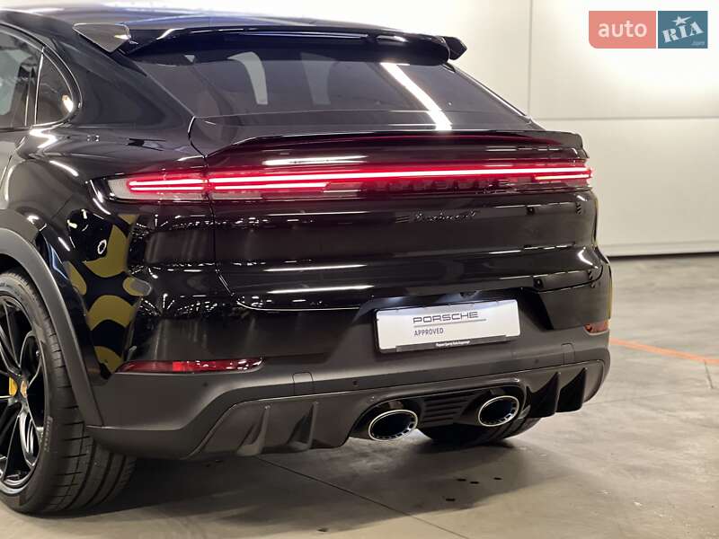 Внедорожник / Кроссовер Porsche Cayenne Coupe 2024 в Киеве