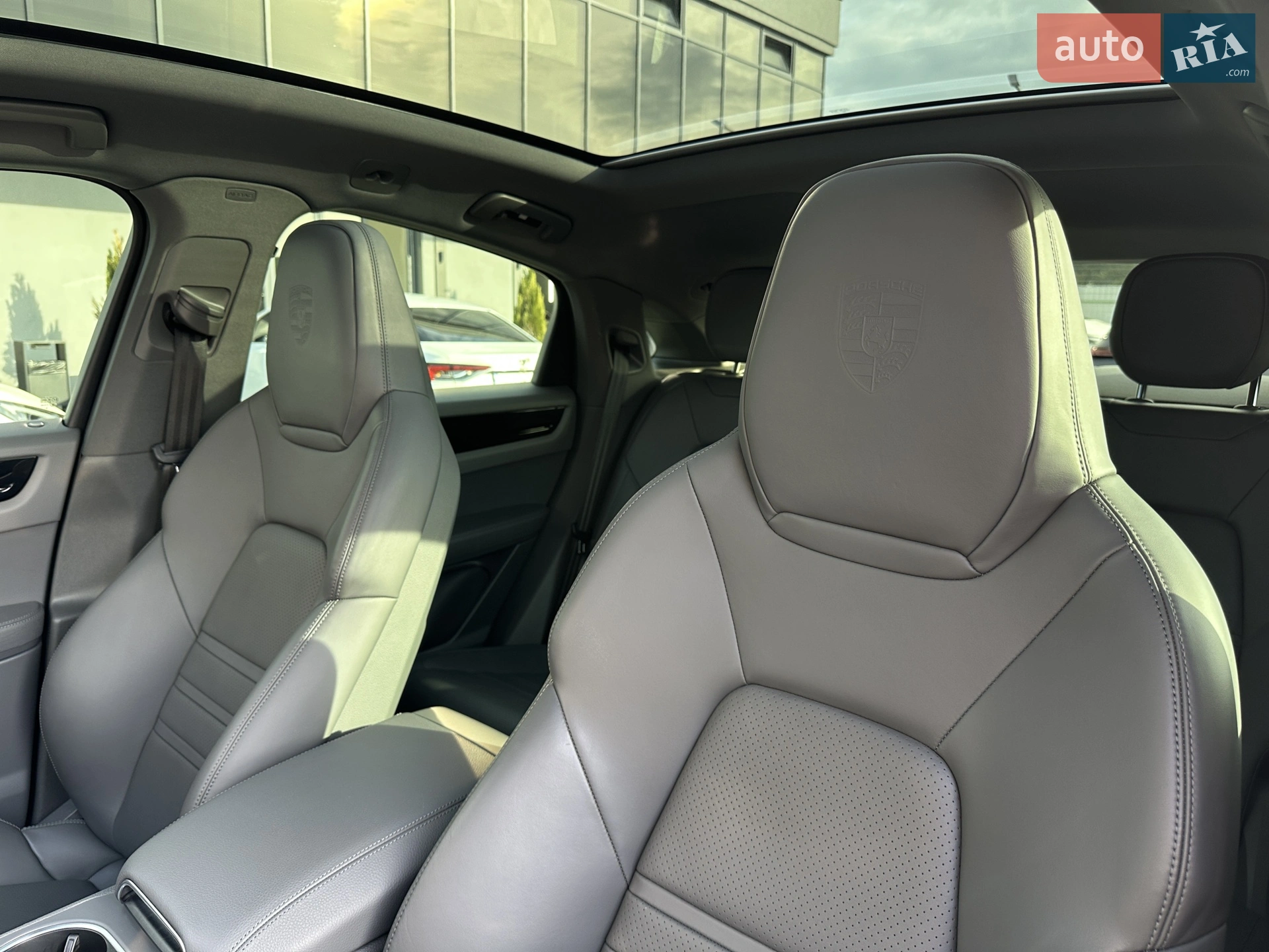 2020 Porsche Cayenne Coupe - мініатюра 30
