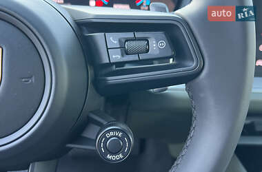 Внедорожник / Кроссовер Porsche Cayenne Coupe 2023 в 