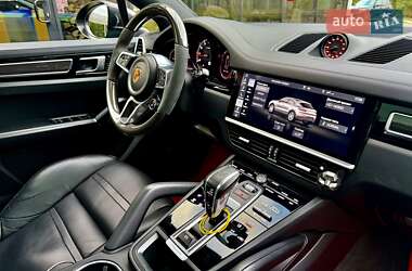 Внедорожник / Кроссовер Porsche Cayenne Coupe 2019 в 
