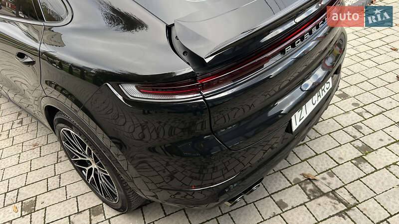 Позашляховик / Кросовер Porsche Cayenne Coupe 2023 в Львові