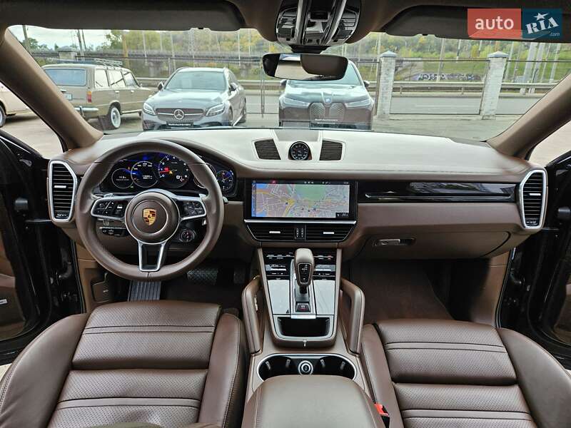 Позашляховик / Кросовер Porsche Cayenne Coupe 2020 в Києві фото 25 Позашляховик / Кросовер Porsche Cayenne Coupe 2020 в Києві