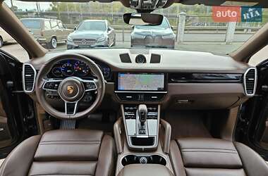 Внедорожник / Кроссовер Porsche Cayenne Coupe 2020 в  фото 25 Внедорожник / Кроссовер Porsche Cayenne Coupe 2020 в