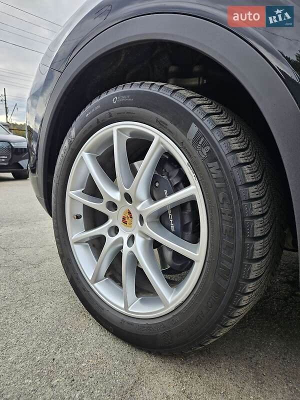 Позашляховик / Кросовер Porsche Cayenne Coupe 2020 в Києві фото 42 Позашляховик / Кросовер Porsche Cayenne Coupe 2020 в Києві