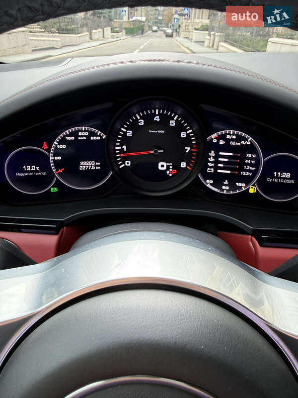 Внедорожник / Кроссовер Porsche Cayenne Coupe 2020 в Киеве