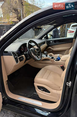 Внедорожник / Кроссовер Porsche Cayenne Coupe 2021 в  фото 7 Внедорожник / Кроссовер Porsche Cayenne Coupe 2021 в