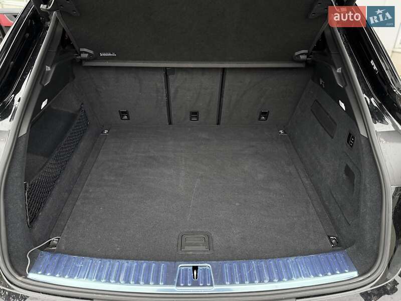 Позашляховик / Кросовер Porsche Cayenne Coupe 2024 в Києві фото 45 Позашляховик / Кросовер Porsche Cayenne Coupe 2024 в Києві