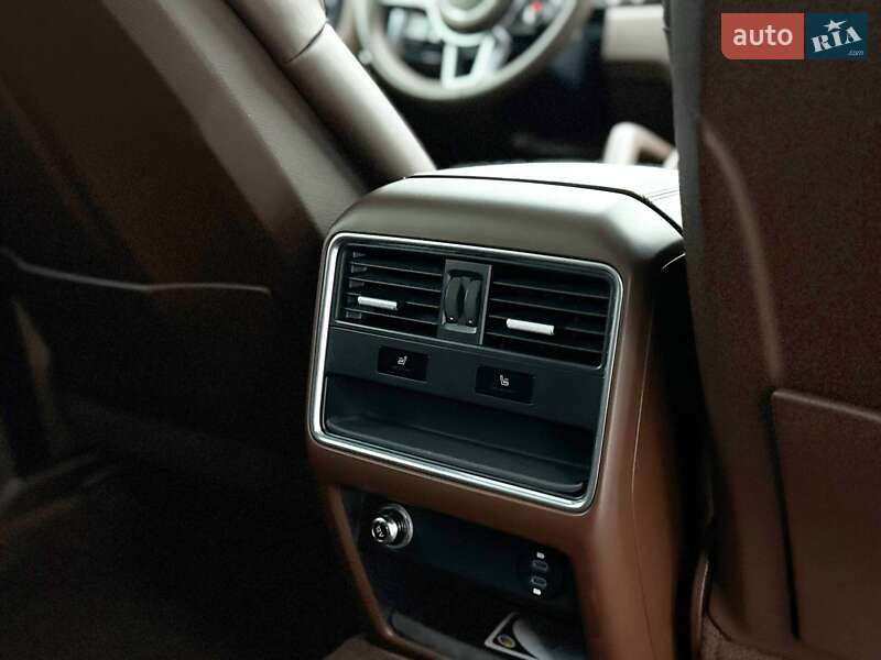 Позашляховик / Кросовер Porsche Cayenne Coupe 2019 в Києві