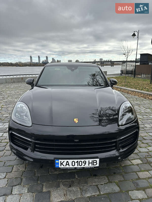 Позашляховик / Кросовер Porsche Cayenne Coupe 2021 в Києві